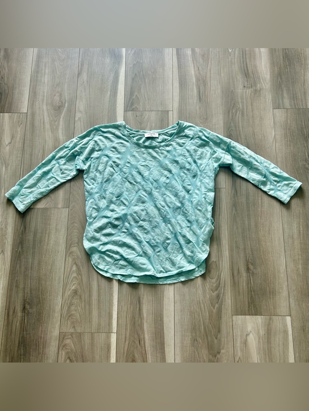 Babaton by Aritzia Textured Floral Top Relaxed Fit Size XS